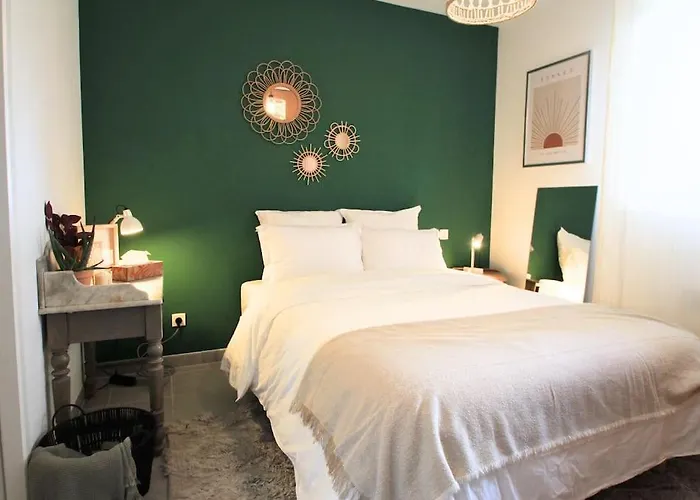 شقة Cosy Entre Vignes Et Garrigue Avec Piscine Péret
